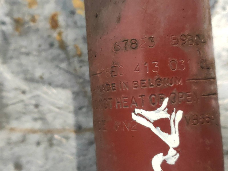 Recambio de amortiguador delantero derecho para audi a4 cabrio (8h) 3.0 quattro referencia OEM IAM 8E0413031  