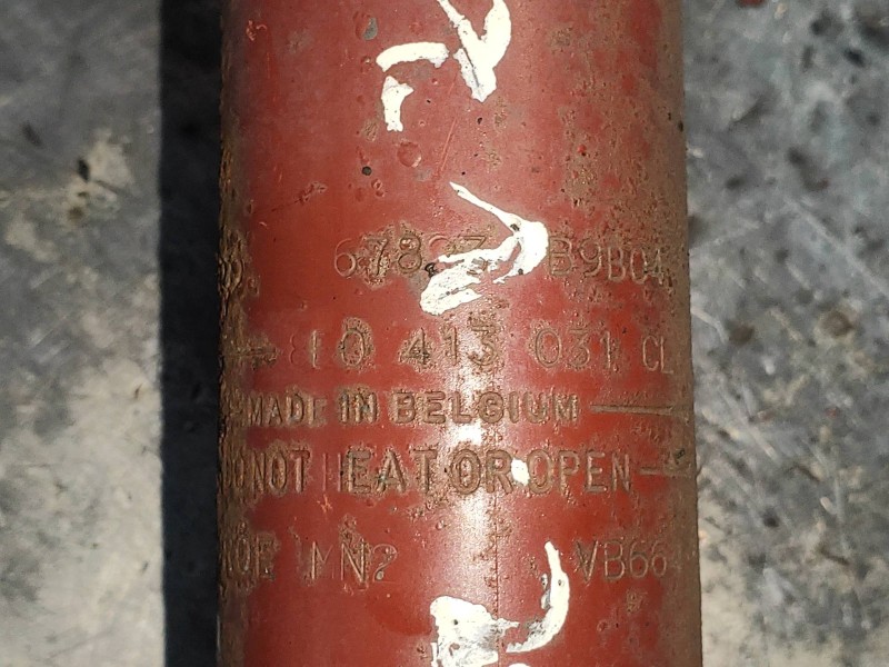 Recambio de amortiguador delantero izquierdo para audi a4 cabrio (8h) 3.0 quattro referencia OEM IAM 8E0413031  