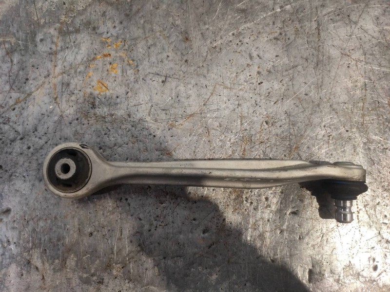 Recambio de brazo suspension superior delantero izquierdo para audi a4 cabrio (8h) 3.0 quattro referencia OEM IAM   