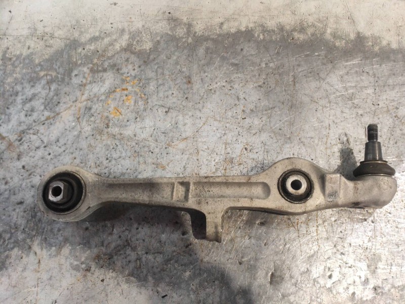 Recambio de brazo suspension superior delantero izquierdo para audi a4 cabrio (8h) 3.0 quattro referencia OEM IAM   