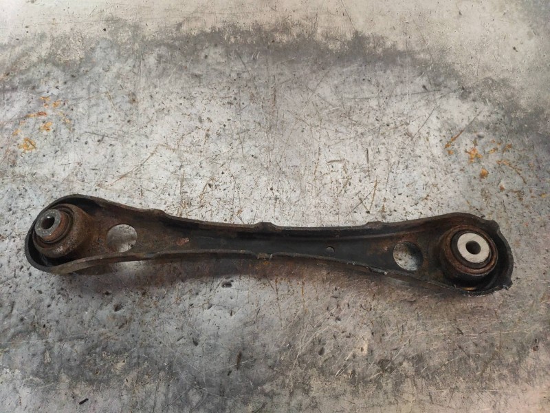 Recambio de brazo suspension superior trasero izquierdo para audi a4 cabrio (8h) 3.0 quattro referencia OEM IAM 8E0501529K  