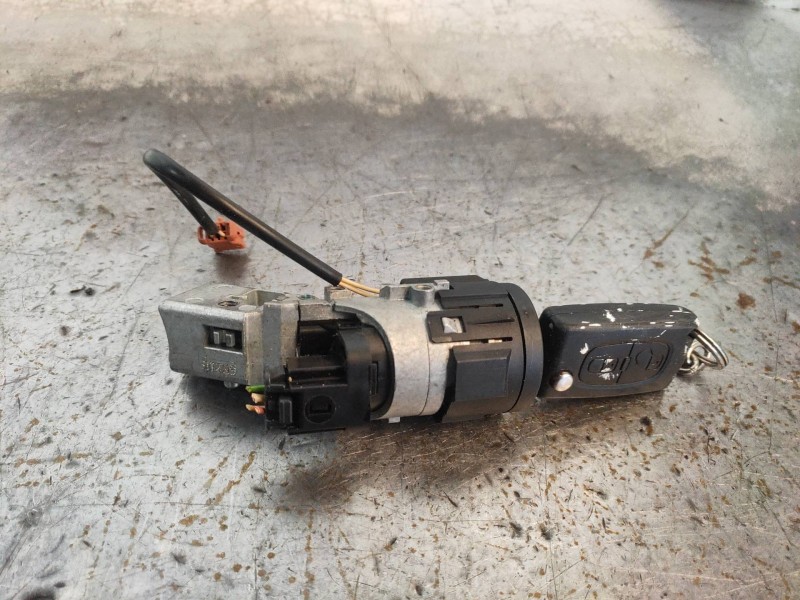 Recambio de conmutador de arranque para citroen berlingo cuadro 1.6 blue-hdi fap referencia OEM IAM E1105995  