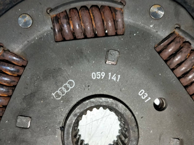 Recambio de kit embrague para audi a4 berlina (b5) 2.5 tdi referencia OEM IAM 059105266A 059141031 