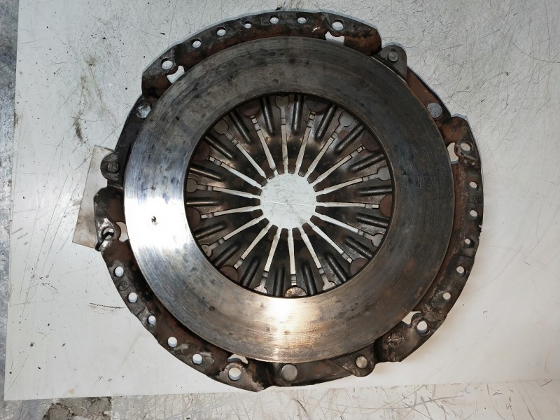 Recambio de kit embrague para audi a4 berlina (b5) 2.4 quattro referencia OEM IAM 324021910  