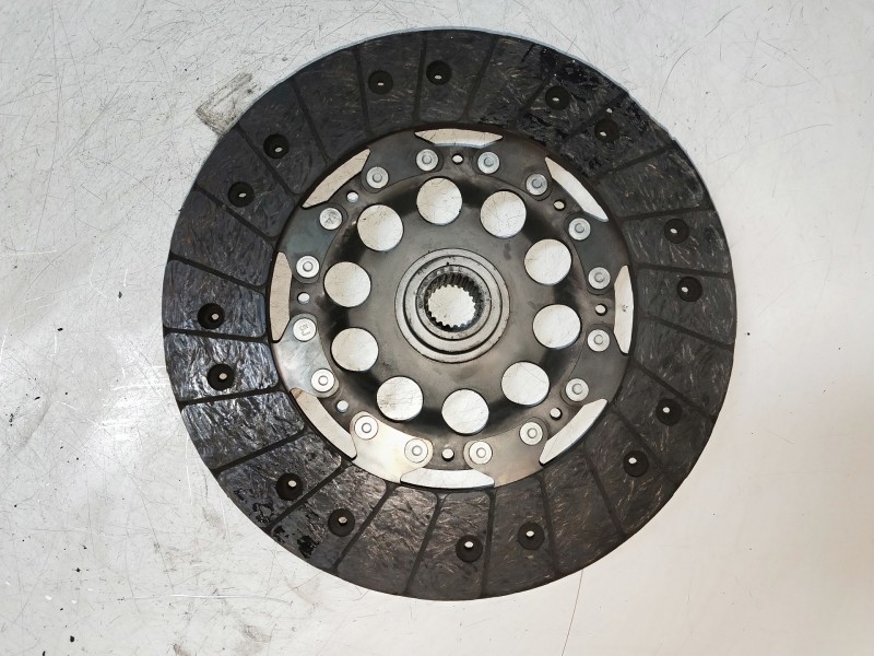 Recambio de kit embrague para audi a4 berlina (b5) 2.4 quattro referencia OEM IAM 324021910  