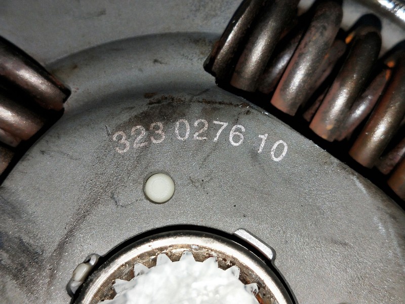 Recambio de kit embrague para audi 100 berlina (c4) básico referencia OEM IAM 323027610  