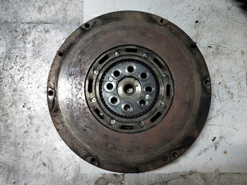 Recambio de volante motor para audi a6 avant (4b5) 2.4 v6 30v referencia OEM IAM 078141031N   Recambio de volante motor para audi a6 avant (4b5) 2.4 v6 30v referencia OEM IAM 078141031N