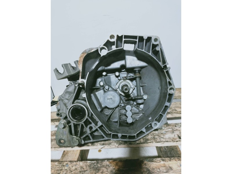 Recambio de caja cambios para fiat punto (199) easy referencia OEM IAM 1815802  