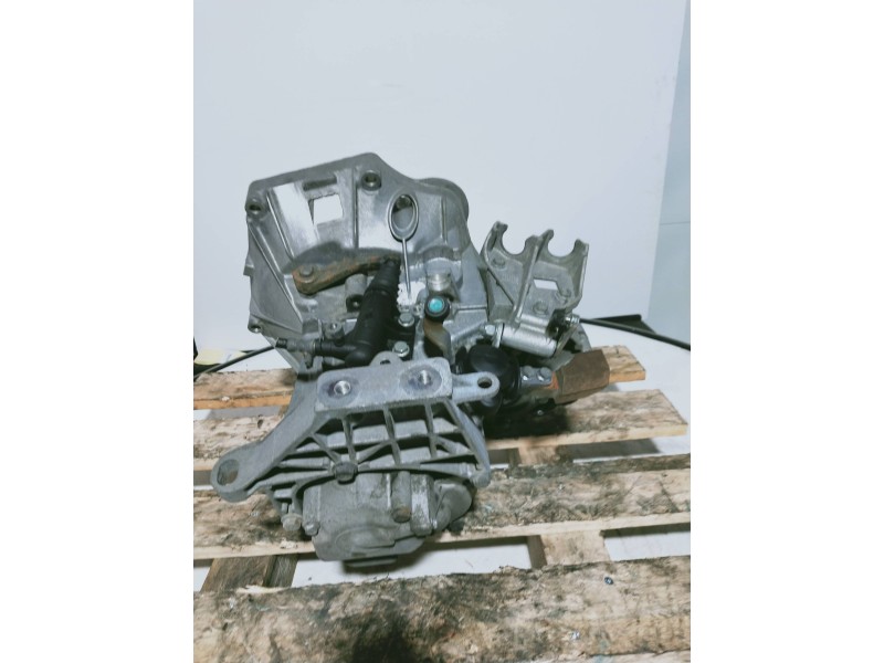 Recambio de caja cambios para fiat punto (199) easy referencia OEM IAM 1815802  