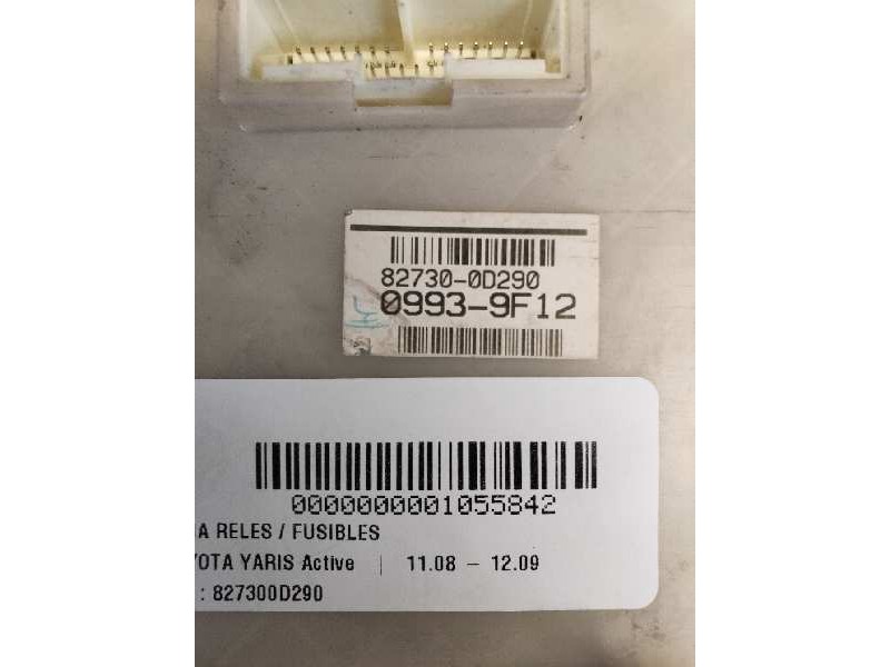 Recambio de caja reles / fusibles para toyota yaris active referencia OEM IAM 827300D290 09939F12 8274152050