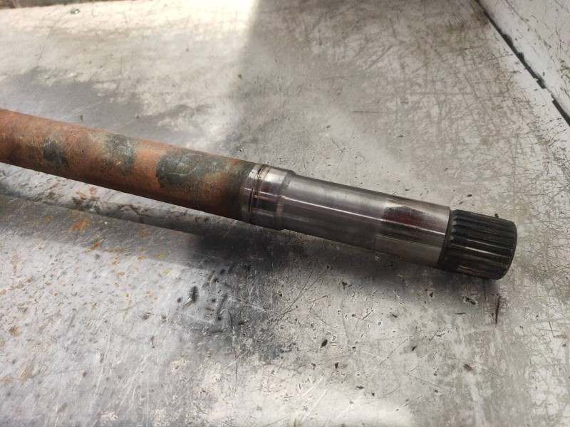 Recambio de transmision delantera derecha para citroen c4 lim. live edition referencia OEM IAM 9684134880  
