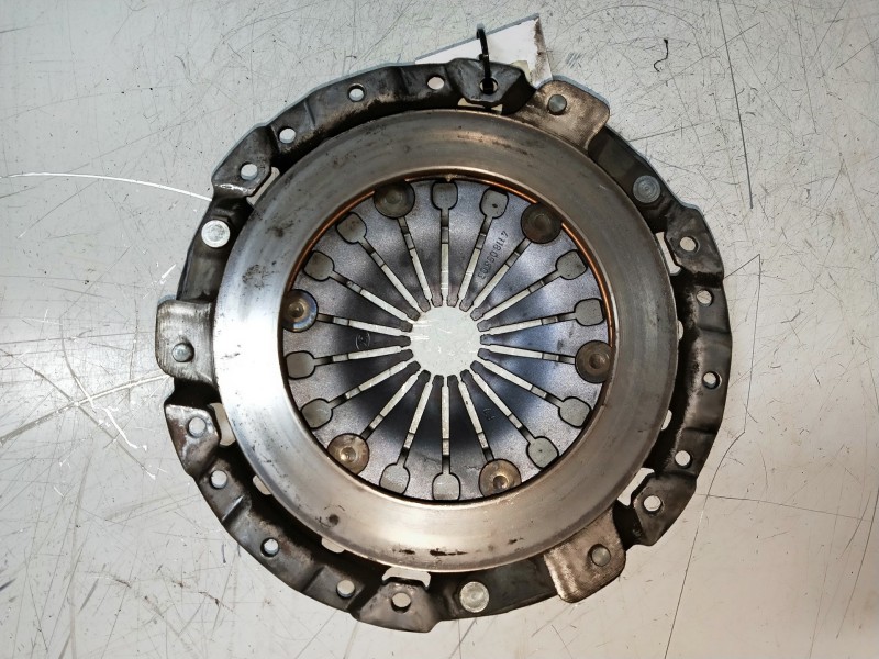 Recambio de kit embrague para citroen saxo 1.5 d furio referencia OEM IAM 310015710  