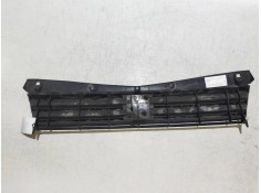 Recambio de rejilla delantera para peugeot 205 berlina referencia OEM IAM    2