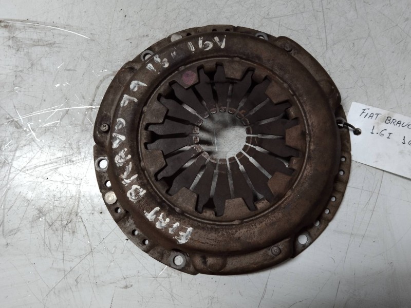 Recambio de kit embrague para fiat bravo (182) referencia OEM IAM 320026710  