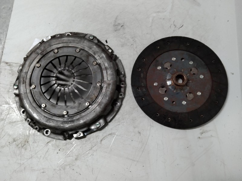 Recambio de kit embrague para fiat doblo cargo (223) 1.9 jtd sx furg. panorama referencia OEM IAM 1024998  