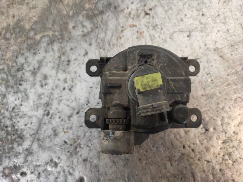 Recambio de faro antiniebla izquierdo para fiat punto (evo) (199) emotion referencia OEM IAM 03727705  