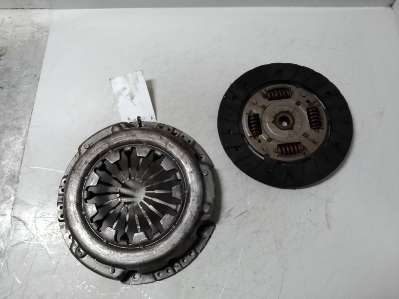 Recambio de kit embrague para fiat stilo (192) 1.6 16v cat referencia OEM IAM   