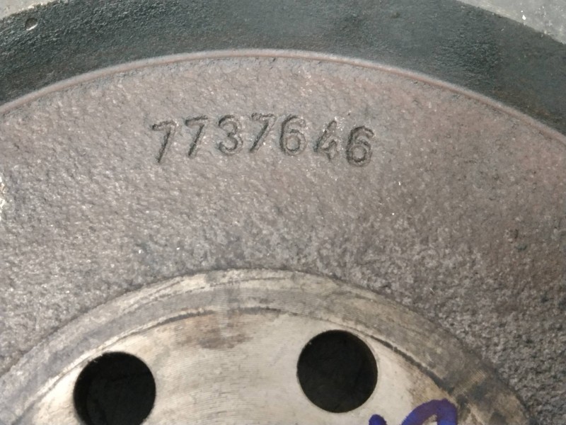 Recambio de volante motor para fiat marea berlina (185) td 100 sx referencia OEM IAM 7737646  