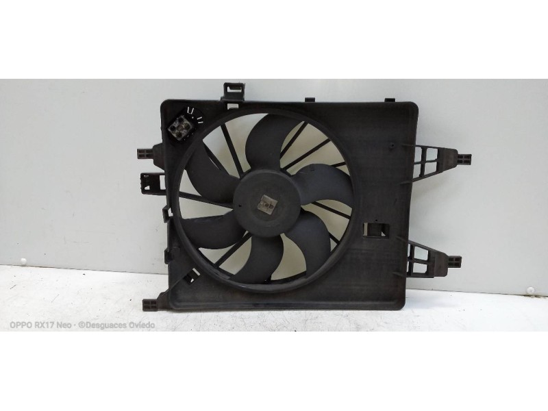 Recambio de electroventilador para renault kangoo dynamique referencia OEM IAM 8200427466B  