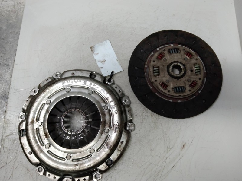 Recambio de kit embrague para ford escort berlina/turnier cl berlina referencia OEM IAM   