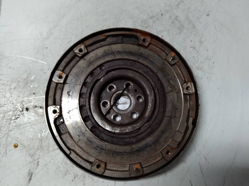 Recambio de volante motor para ford mondeo berlina (ge) ambiente referencia OEM IAM   