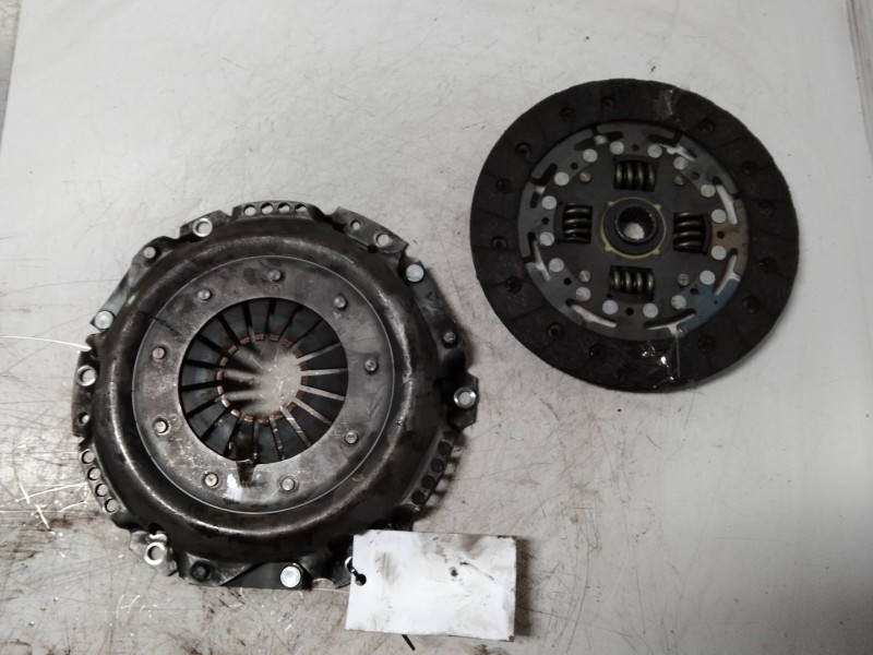 Recambio de kit embrague para honda civic berlina .5 (ma/mb) 1.4 referencia OEM IAM   