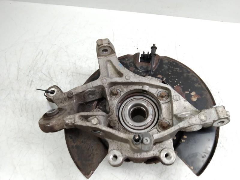 Recambio de mangueta trasera izquierda para chrysler 300 c 3.0 crd referencia OEM IAM   