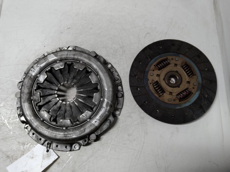 Recambio de kit embrague para hyundai accent (lc) gl 5p referencia OEM IAM   