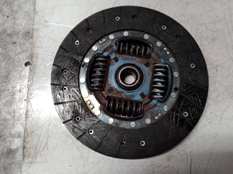 Recambio de kit embrague para hyundai tucson (jm) 2.0 crdi comfort (4wd) referencia OEM IAM   