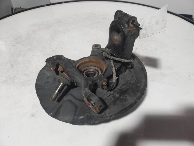 Recambio de mangueta delantera izquierda para bmw x3 (e83) 2.0d referencia OEM IAM   