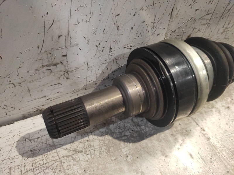 Recambio de transmision trasera derecha para bmw serie 3 lim. (f30) 318d referencia OEM IAM 8680348AI01  