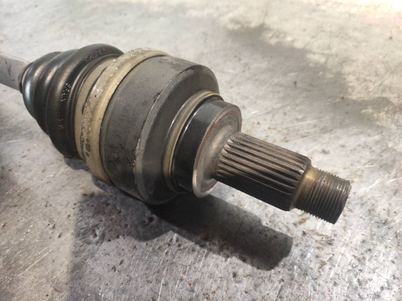 Recambio de transmision trasera derecha para bmw serie 3 lim. (f30) 318d referencia OEM IAM 8680348AI01  