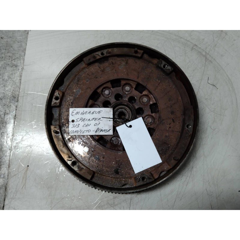 Recambio de volante motor para mercedes sprinter 02.00  caja cerrada 313 cdi (903.661-662) referencia OEM IAM   