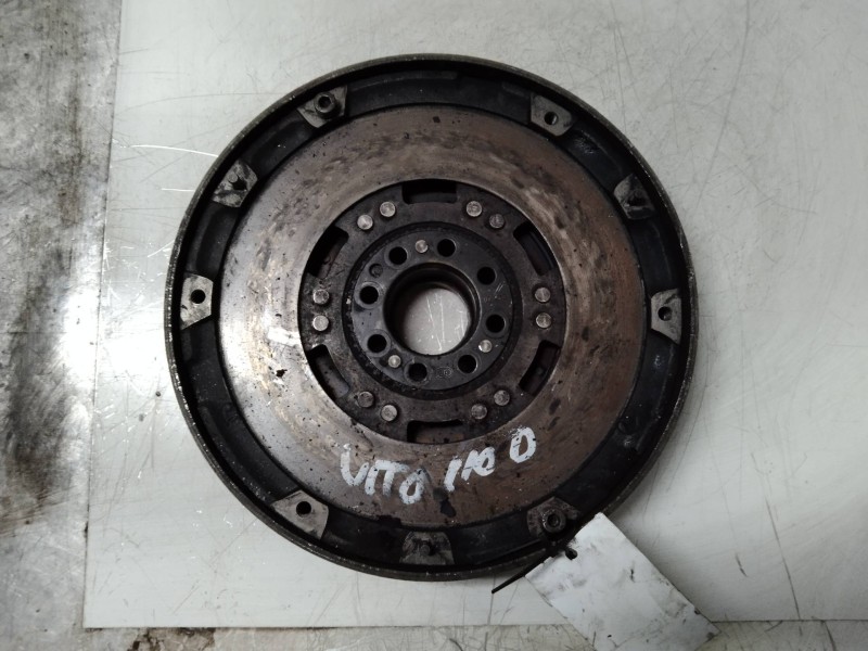 Recambio de volante motor para mercedes vito (w638) caja cerrada referencia OEM IAM   