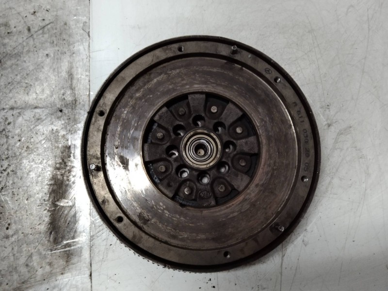 Recambio de volante motor para mercedes sprinter 02.00  caja cerrada 311 cdi (903.661-662) referencia OEM IAM 6110302005   Recambio de volante motor para mercedes sprinter 02.00  caja cerrada 311 cdi (903.661-662) referencia OEM IAM 6110302005