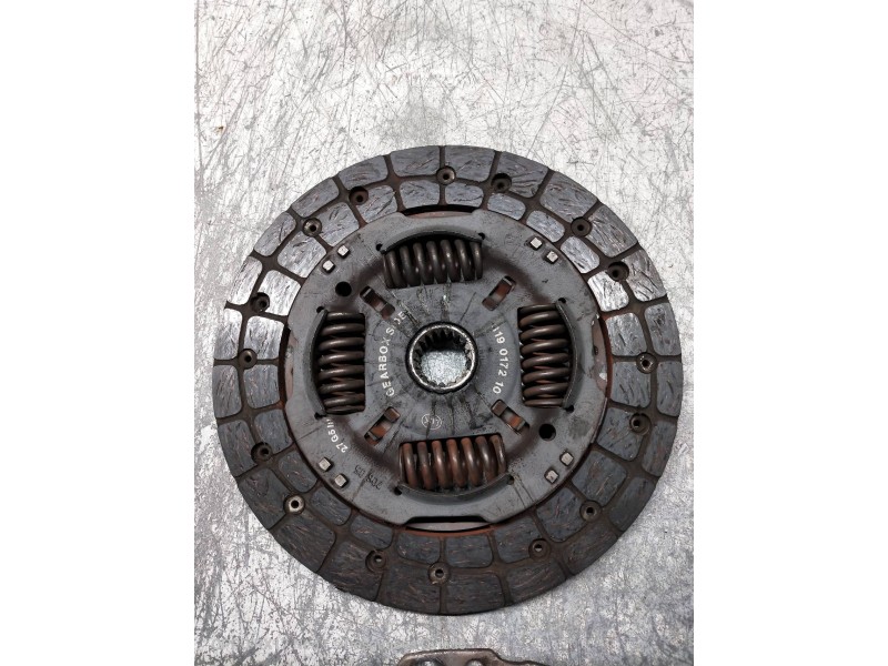 Recambio de kit embrague para toyota aygo (kgb/wnb) básico referencia OEM IAM   