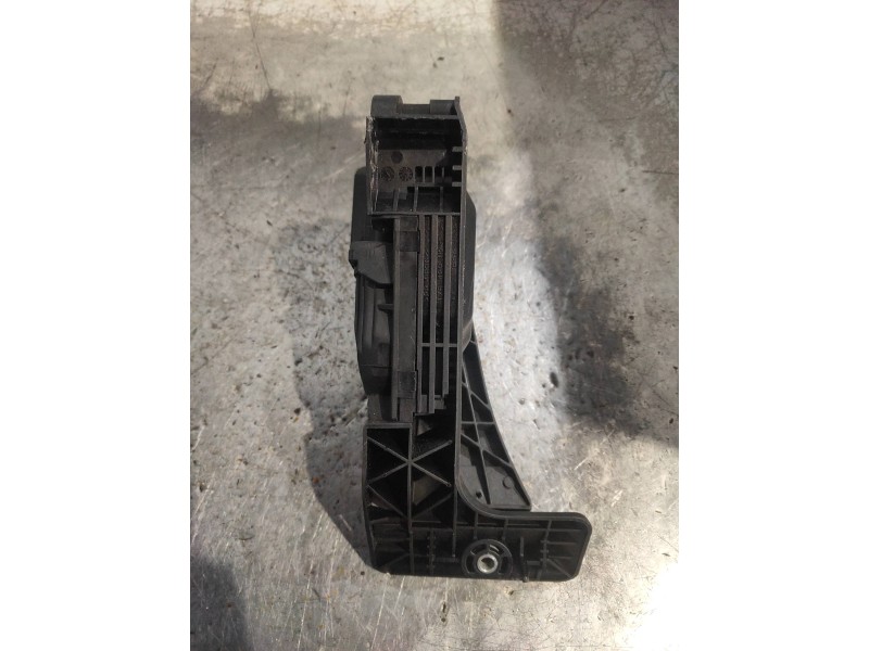 Recambio de potenciometro pedal para bmw serie 3 lim. (f30) 318d referencia OEM IAM 35426853175 6PV01043533 