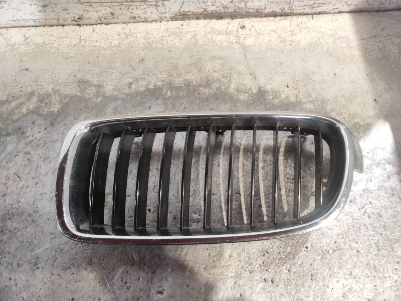 Recambio de rejilla paragolpes izquierda para bmw serie 3 lim. (f30) 318d referencia OEM IAM   
