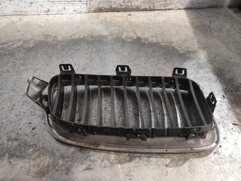 Recambio de rejilla paragolpes izquierda para bmw serie 3 lim. (f30) 318d referencia OEM IAM   