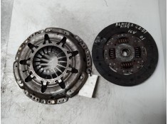 Recambio de kit embrague para nissan almera tino (v10m) referencia OEM IAM 30100BN300  