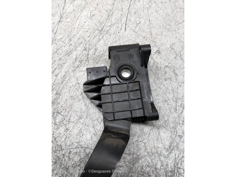 Recambio de potenciometro pedal para opel corsa d cosmo referencia OEM IAM 55702020  