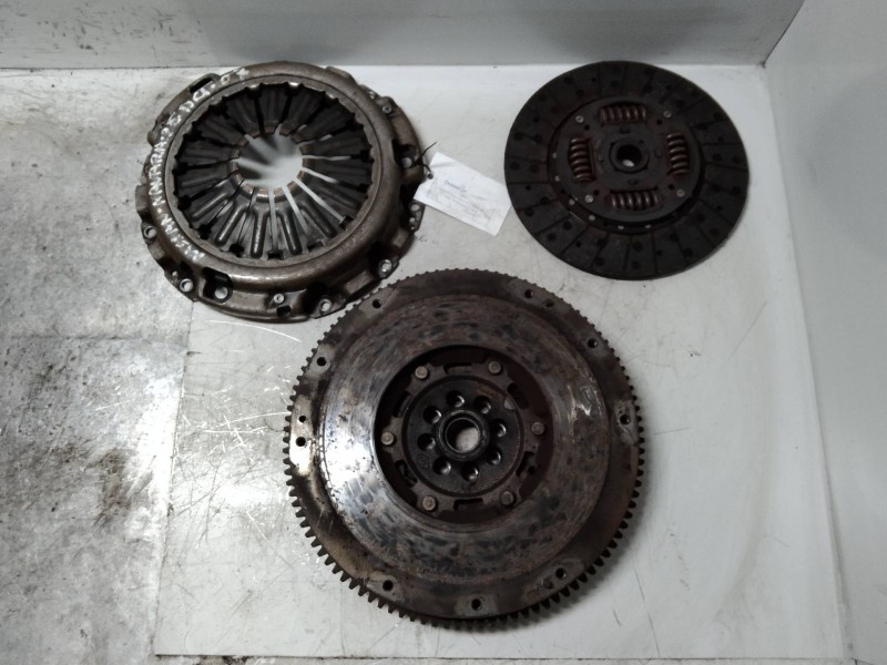 Recambio de kit embrague para nissan navara pick-up (d40m) 2.5 dci diesel cat referencia OEM IAM   
