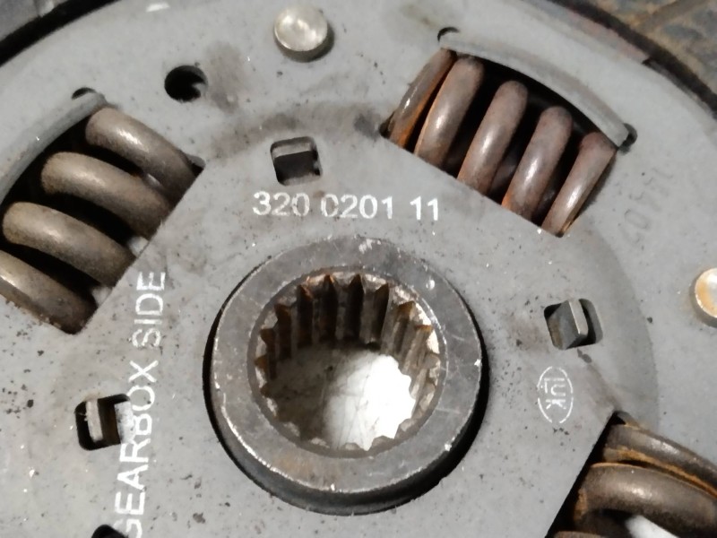 Recambio de kit embrague para nissan primera berlina (p11) referencia OEM IAM 320020111  