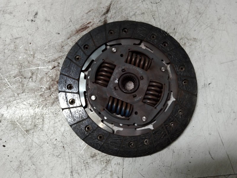 Recambio de kit embrague para nissan primastar (x..) kombi l1h1 2.7t (6 sitze) referencia OEM IAM 324061610  