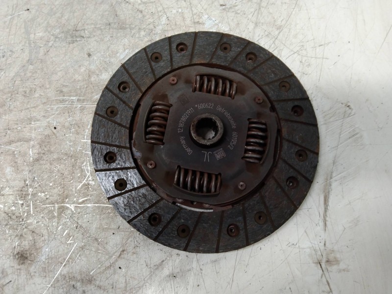 Recambio de kit embrague para opel astra h berlina 1.4 16v referencia OEM IAM 121878021911  