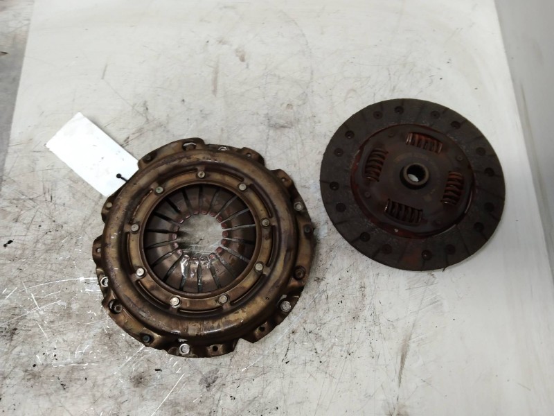 Recambio de kit embrague para opel corsa d 1.2 cat (a 12 xer / ldc) referencia OEM IAM   