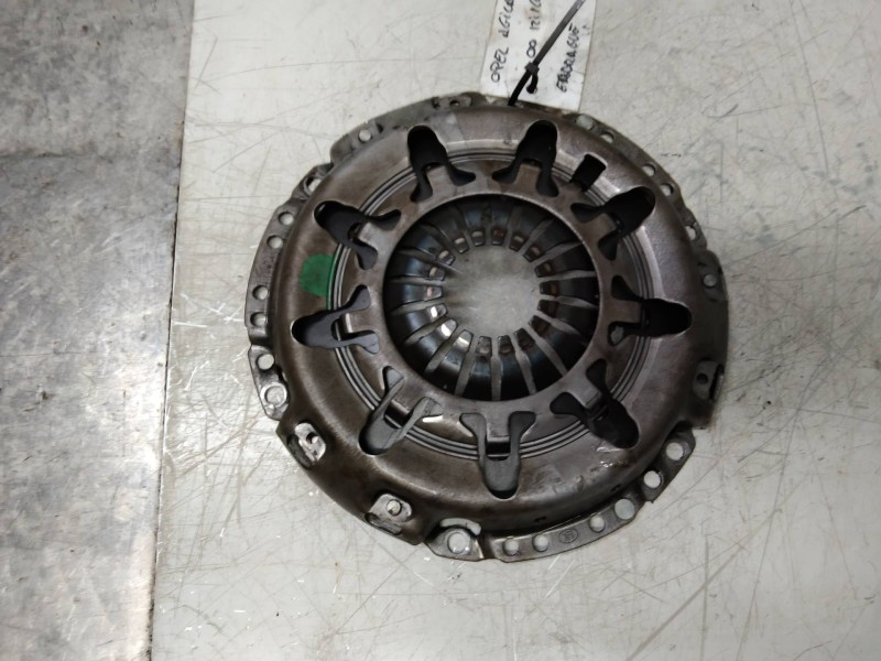 Recambio de kit embrague para opel agila básico referencia OEM IAM   