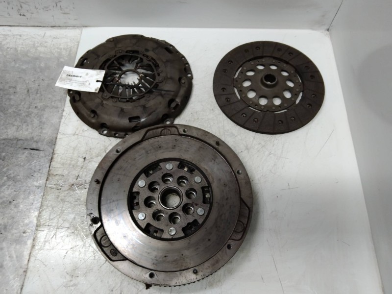 Recambio de kit embrague para opel signum básico referencia OEM IAM   