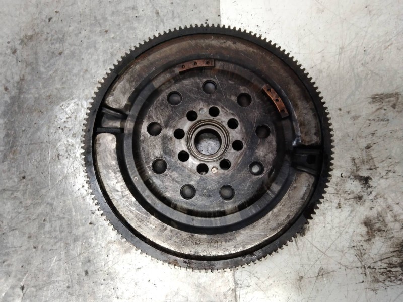 Recambio de kit embrague para opel zafira b referencia OEM IAM 55562297  