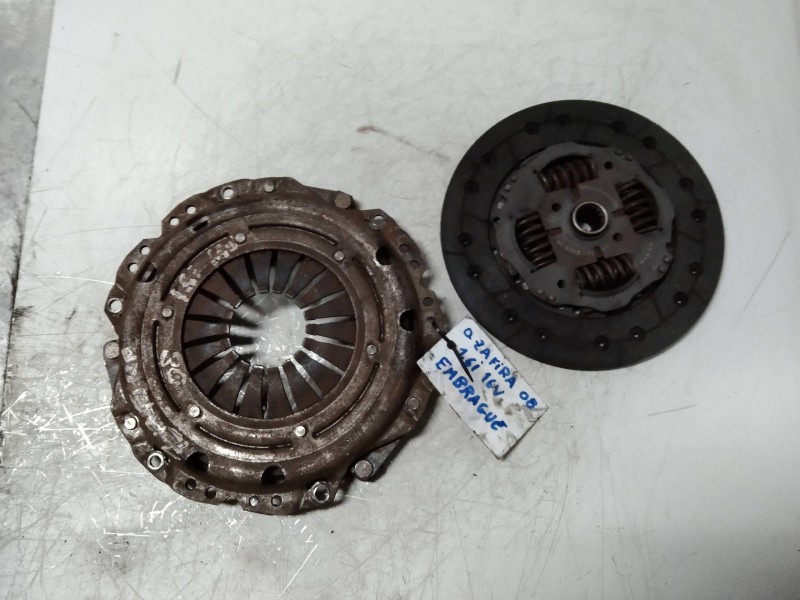 Recambio de kit embrague para opel zafira b referencia OEM IAM 321010510  